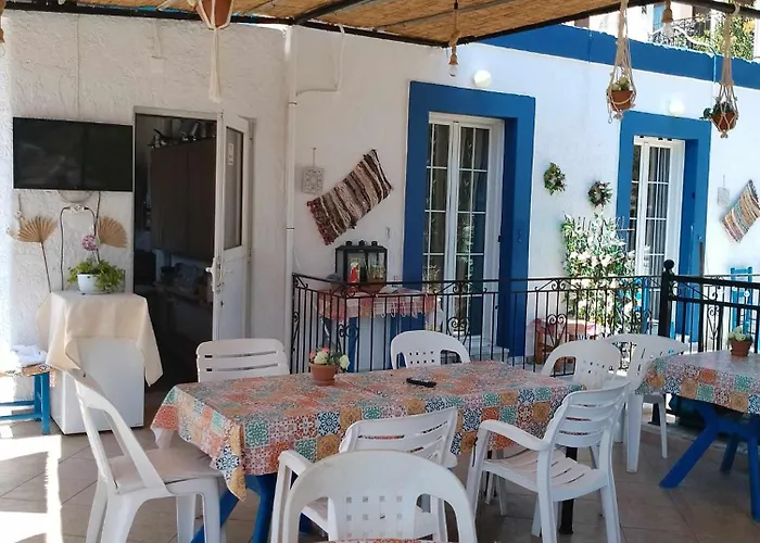 Апартаменты Cleios And Studios, Kalymnos 85200 *
